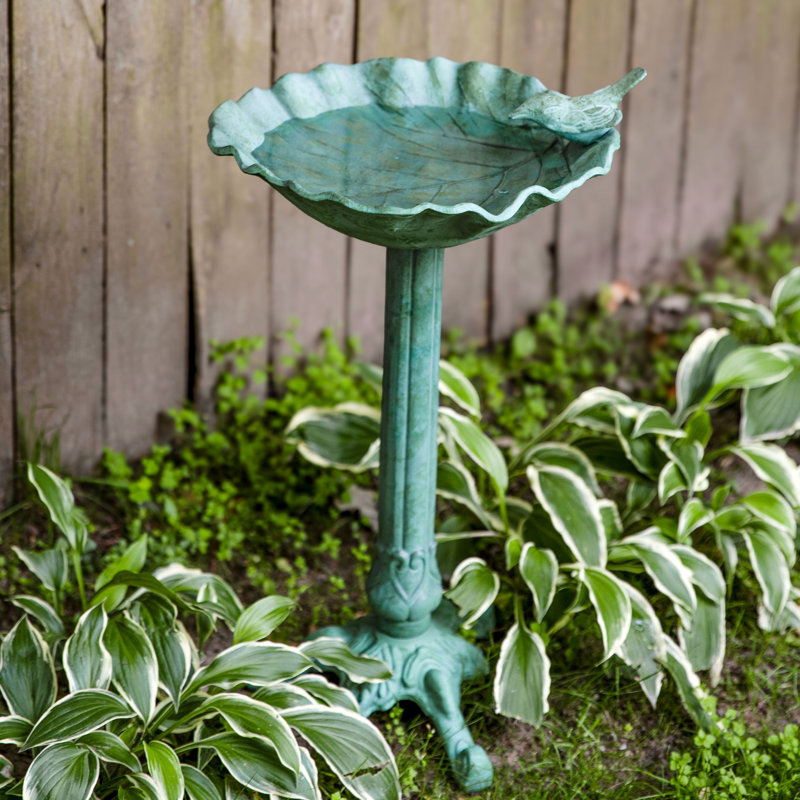 SunnyDaze Decor Autumnal Leaf Cast Aluminum Bird Bath - Green Patina ...